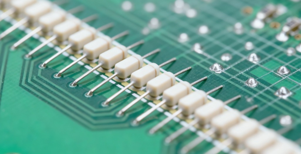 AI浪潮席卷无源元件行业 量价齐升带动产业复苏 (图2)