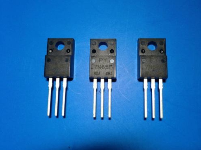 新一代 MOS 管 + 快恢复二极管，助力新能源汽车充电桩效率突破 98%(图3)